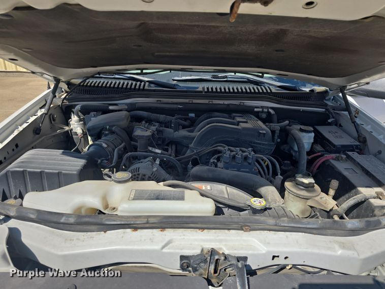 image for item DO7841 2006 Ford Explorer SUV