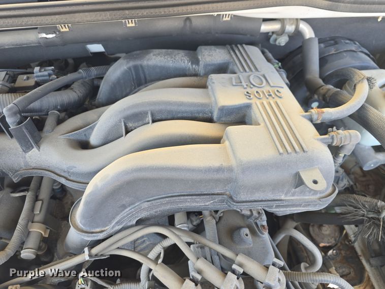 image for item DO7841 2006 Ford Explorer SUV