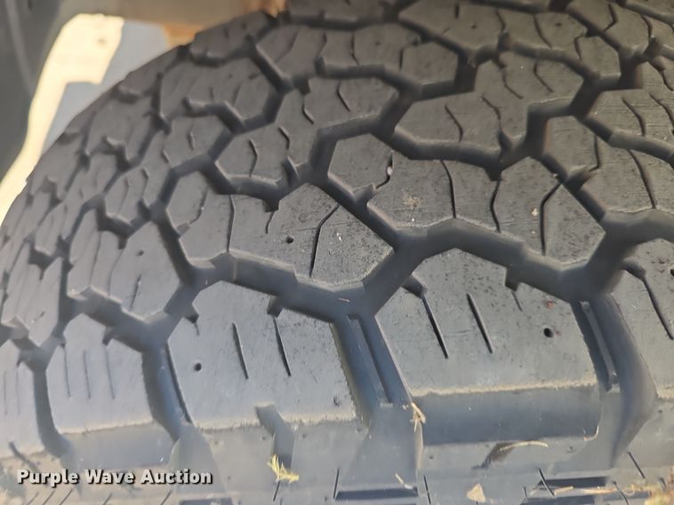 image for item DO7841 2006 Ford Explorer SUV