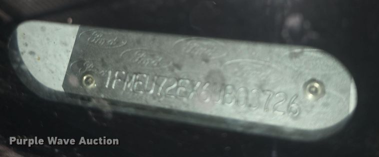 image for item DO7841 2006 Ford Explorer SUV