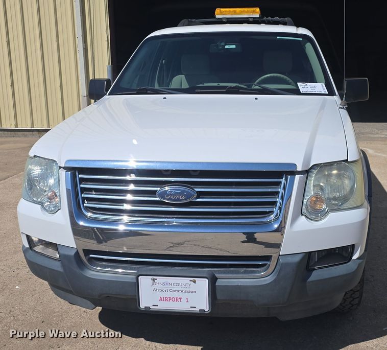 image for item DO7842 2007 Ford Explorer XLT SUV