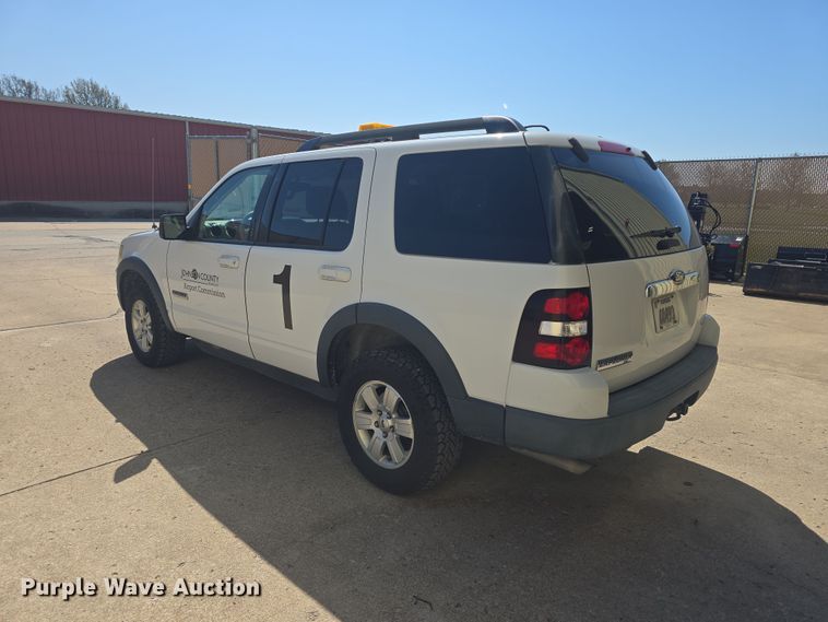 image for item DO7842 2007 Ford Explorer XLT SUV