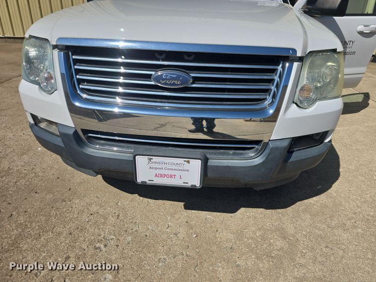 image for item DO7842 2007 Ford Explorer XLT SUV