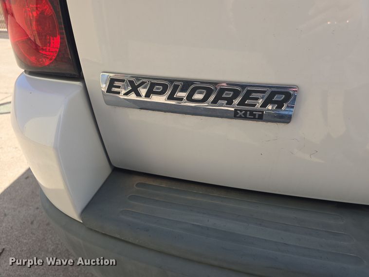 image for item DO7842 2007 Ford Explorer XLT SUV