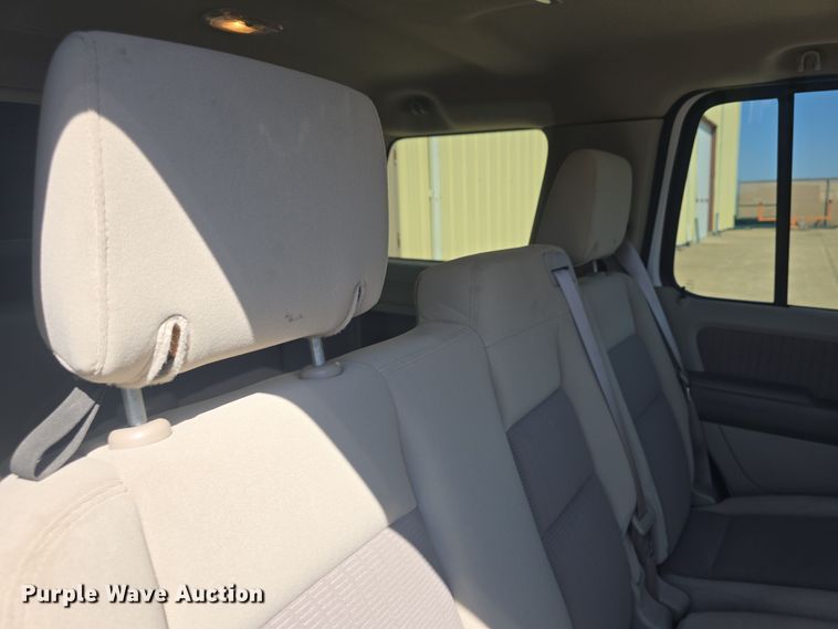 image for item DO7842 2007 Ford Explorer XLT SUV