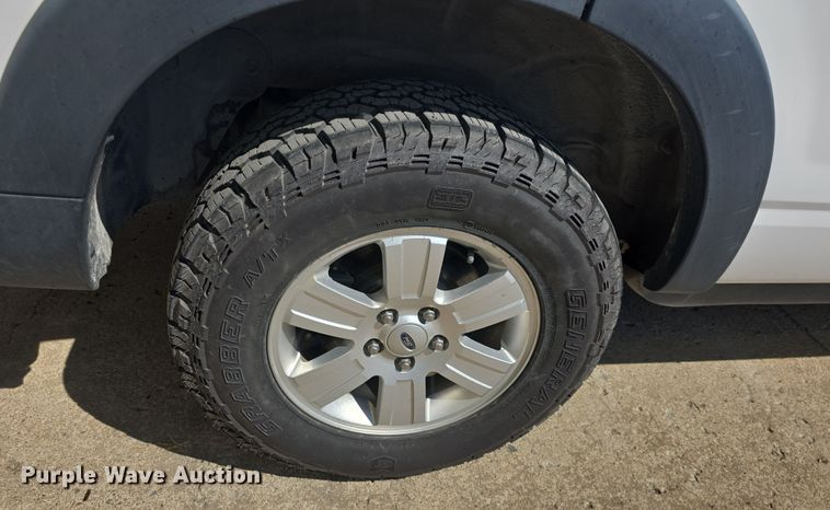 image for item DO7842 2007 Ford Explorer XLT SUV