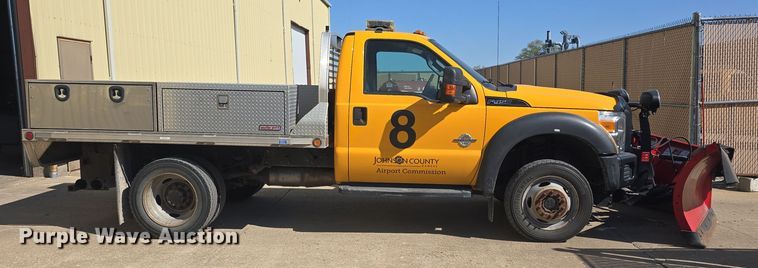 image for item DO7856 2012 Ford F450 Super Duty XL flatbed truck