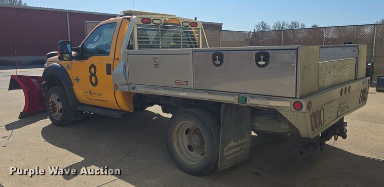 image for item DO7856 2012 Ford F450 Super Duty XL flatbed truck