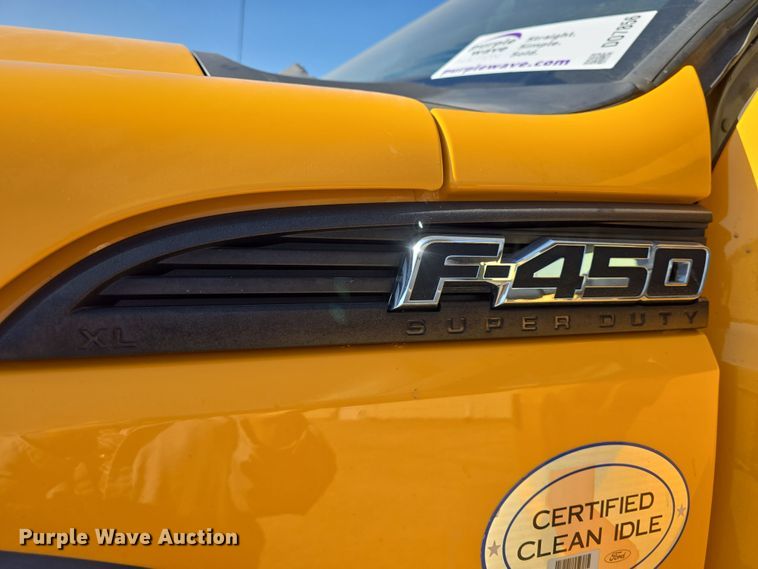 image for item DO7856 2012 Ford F450 Super Duty XL flatbed truck