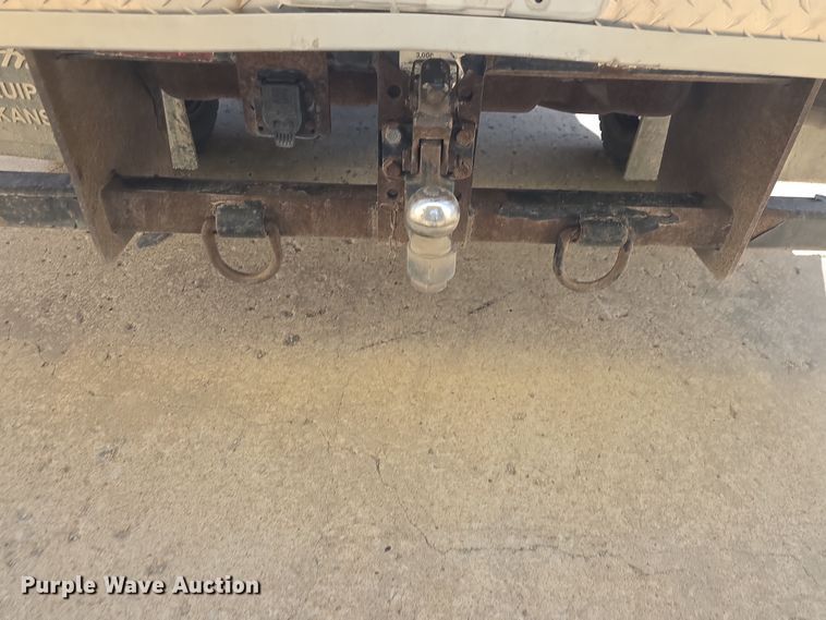 image for item DO7856 2012 Ford F450 Super Duty XL flatbed truck