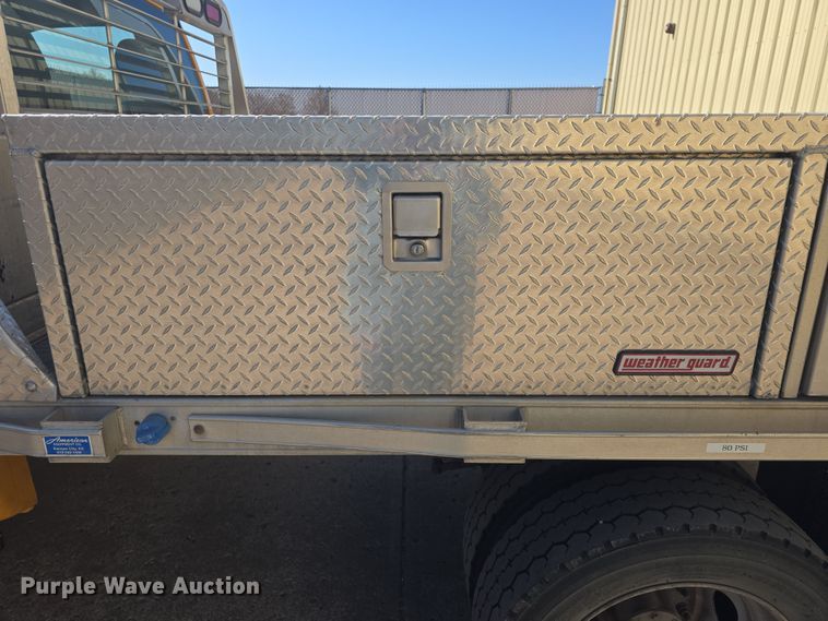 image for item DO7856 2012 Ford F450 Super Duty XL flatbed truck