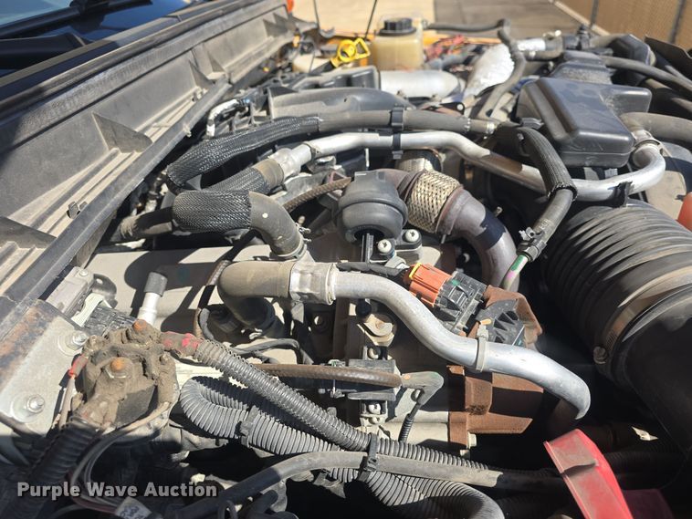 image for item DO7856 2012 Ford F450 Super Duty XL flatbed truck