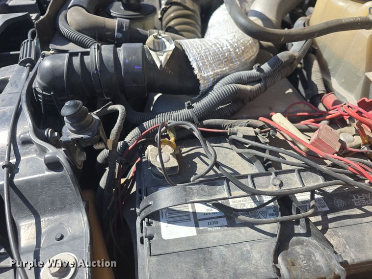 image for item DO7856 2012 Ford F450 Super Duty XL flatbed truck