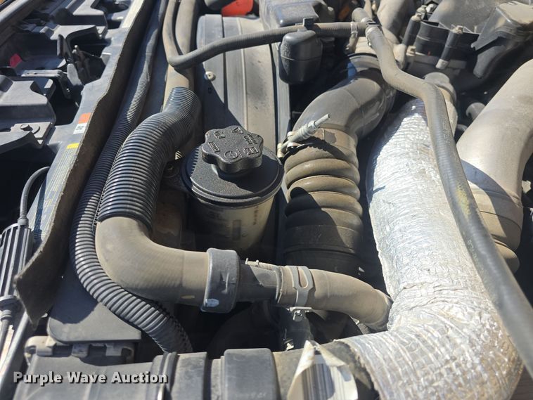 image for item DO7856 2012 Ford F450 Super Duty XL flatbed truck