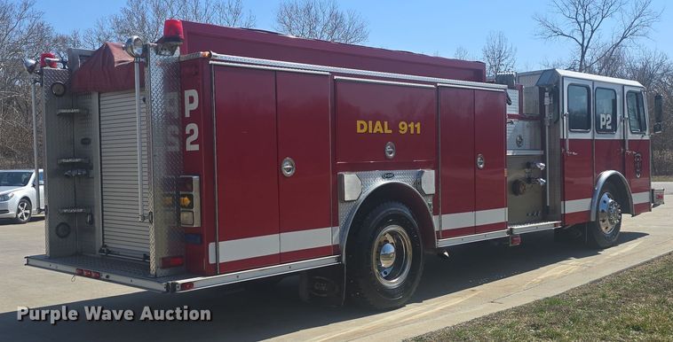 image for item DO7860 2000 E-One fire truck