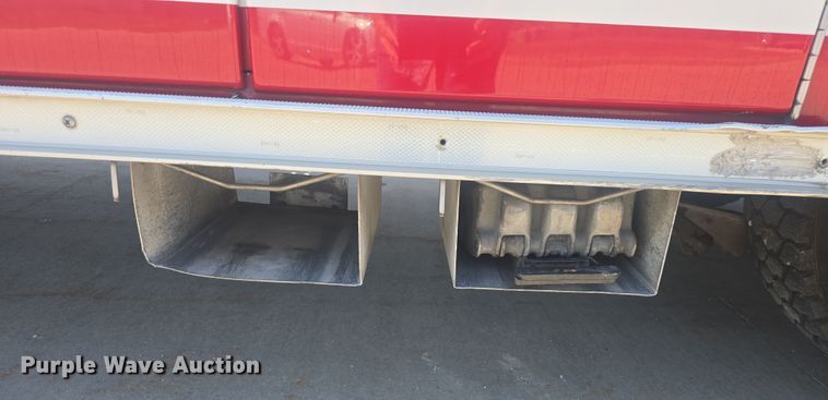 image for item DO7860 2000 E-One fire truck