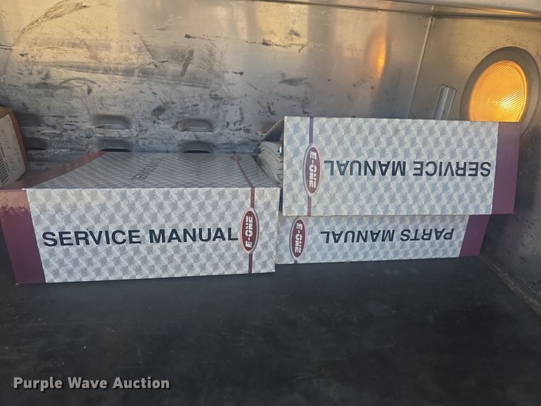 image for item DO7860 2000 E-One fire truck