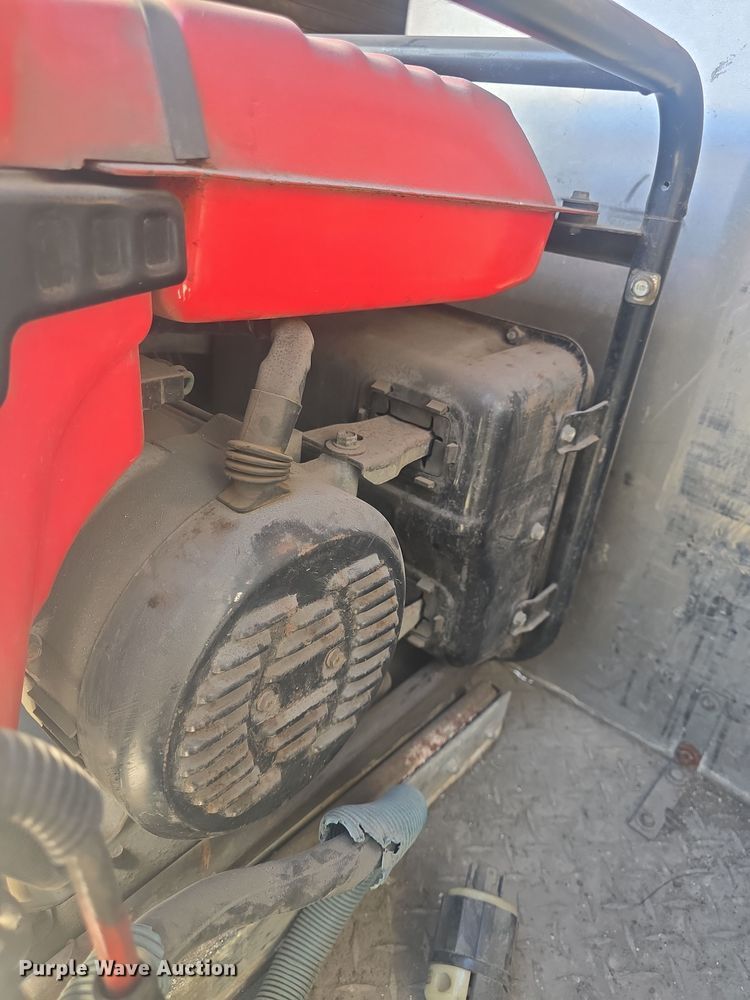 image for item DO7860 2000 E-One fire truck