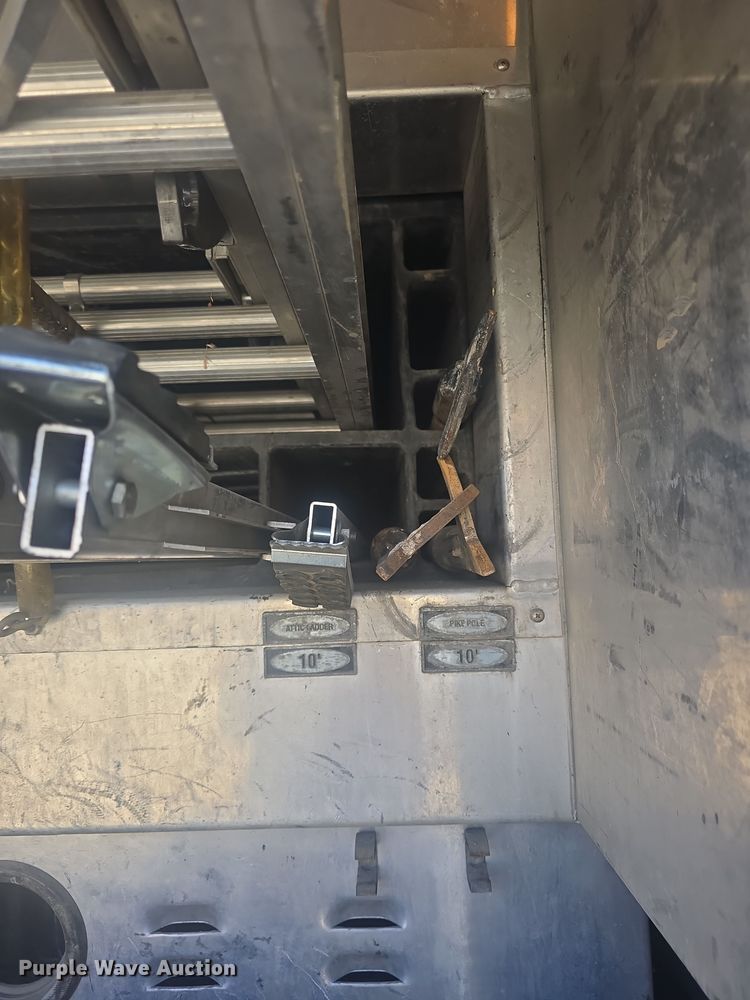 image for item DO7860 2000 E-One fire truck