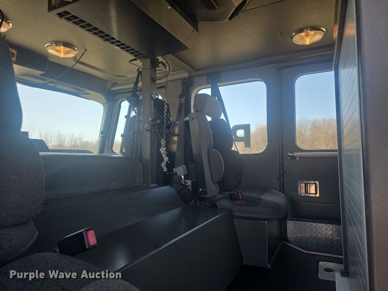 image for item DO7860 2000 E-One fire truck