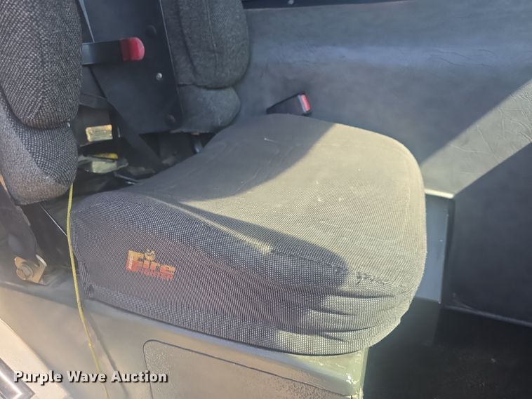 image for item DO7860 2000 E-One fire truck