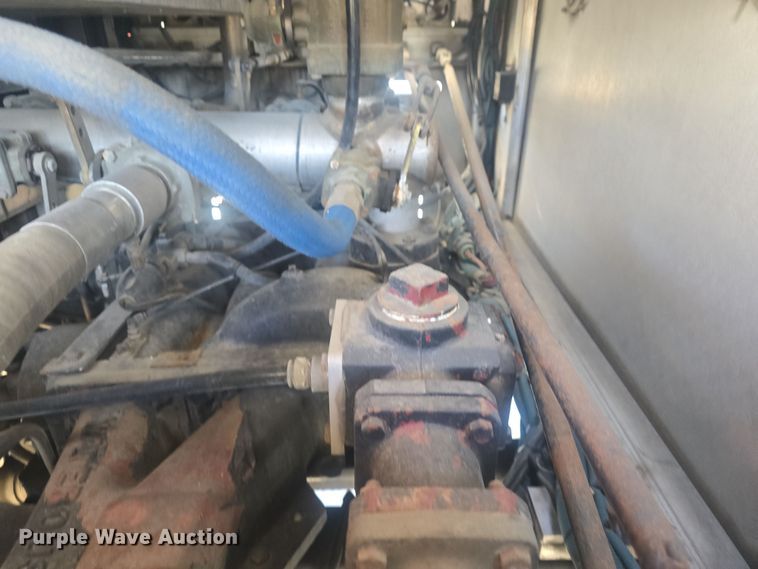 image for item DO7860 2000 E-One fire truck