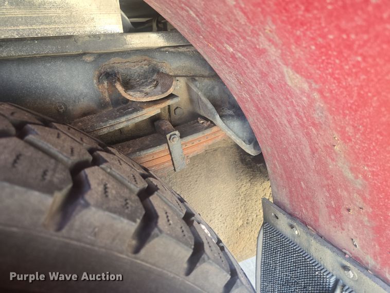 image for item DO7860 2000 E-One fire truck