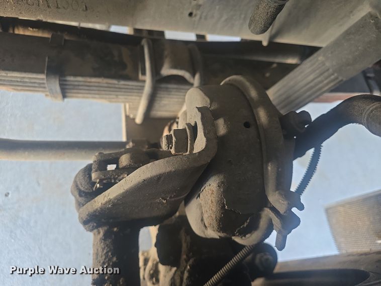 image for item DO7860 2000 E-One fire truck