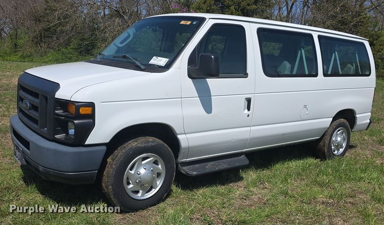 image for item DO7867 2013 Ford E350 van