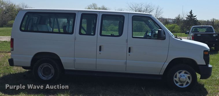 image for item DO7867 2013 Ford E350 van
