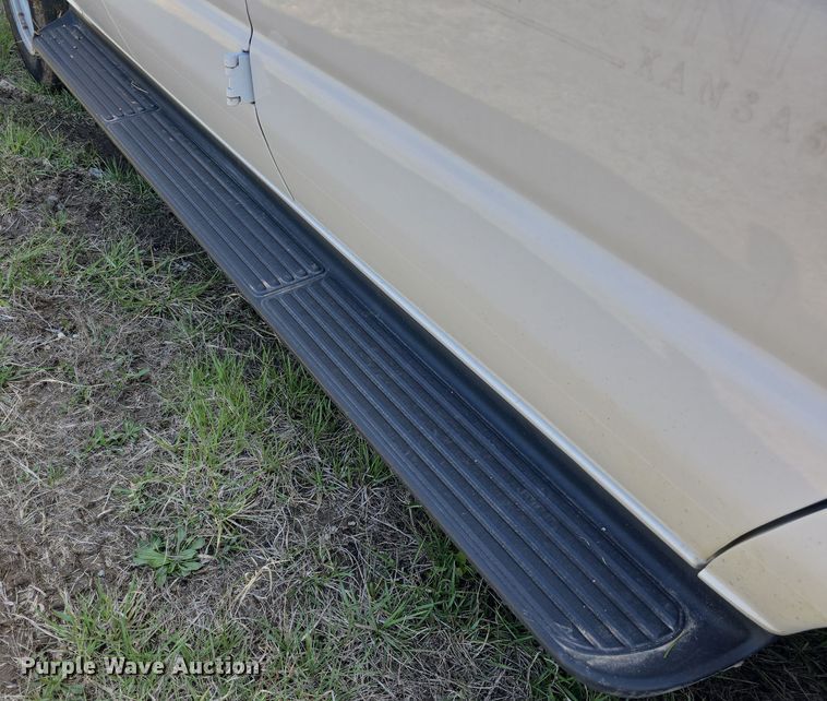 image for item DO7867 2013 Ford E350 van