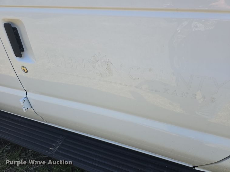 image for item DO7867 2013 Ford E350 van