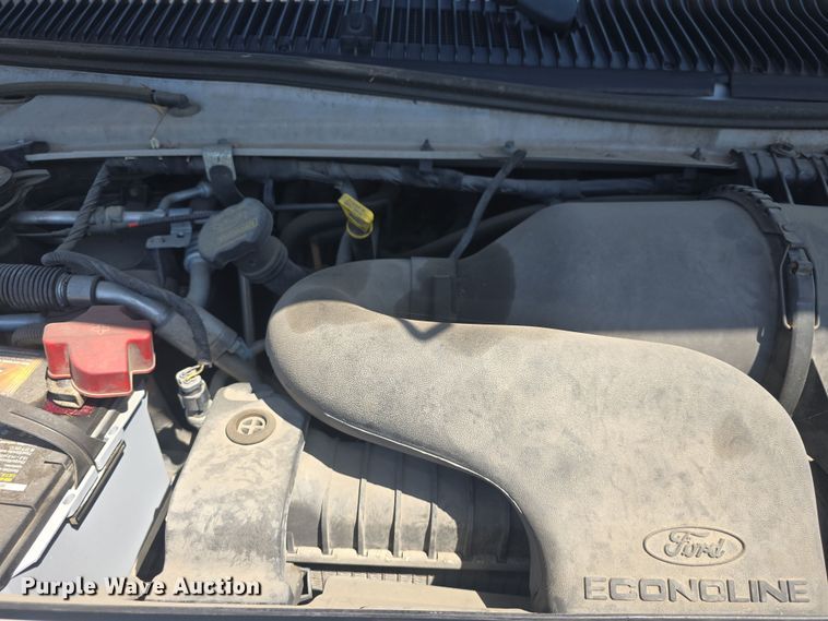 image for item DO7867 2013 Ford E350 van