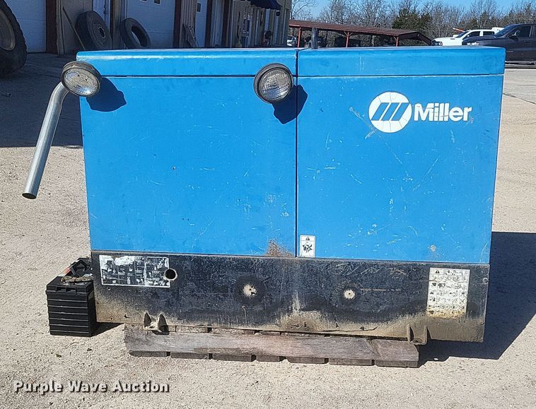 image for item DS5208 Miller Metro 250D welder/generator