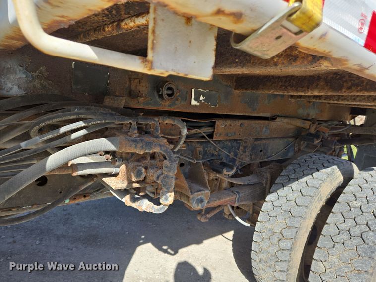 image for item DS5330 2008 Ford F550 Super Duty XL dump truck