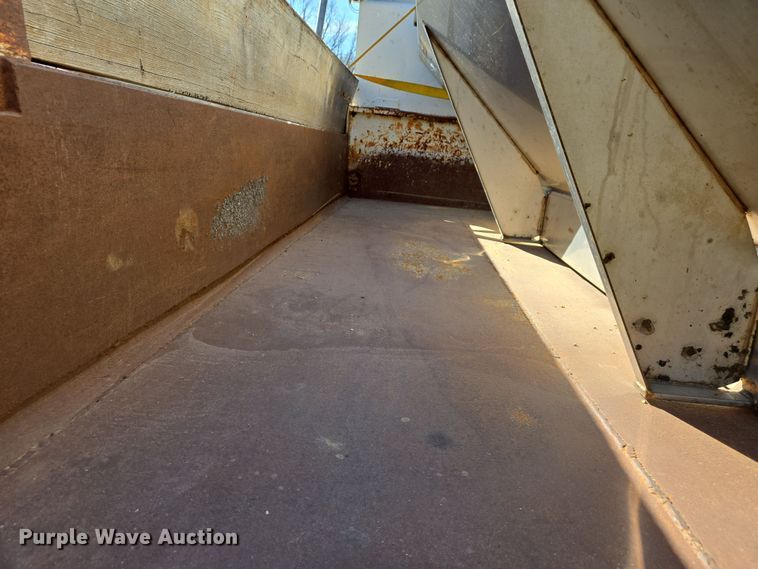 image for item DS5330 2008 Ford F550 Super Duty XL dump truck