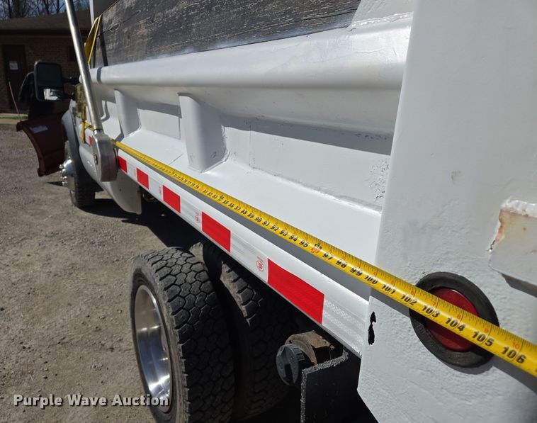 image for item DS5330 2008 Ford F550 Super Duty XL dump truck
