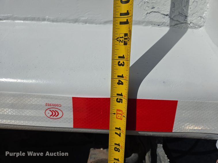 image for item DS5330 2008 Ford F550 Super Duty XL dump truck