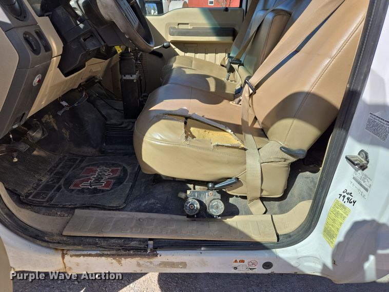 image for item DS5330 2008 Ford F550 Super Duty XL dump truck