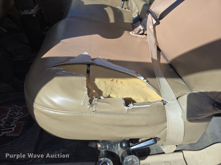 image for item DS5330 2008 Ford F550 Super Duty XL dump truck