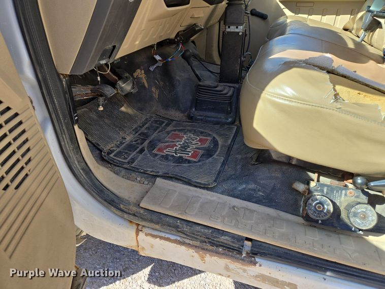 image for item DS5330 2008 Ford F550 Super Duty XL dump truck