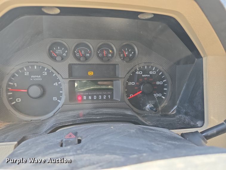 image for item DS5330 2008 Ford F550 Super Duty XL dump truck