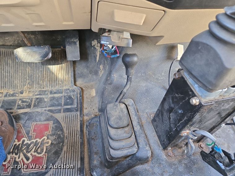 image for item DS5330 2008 Ford F550 Super Duty XL dump truck