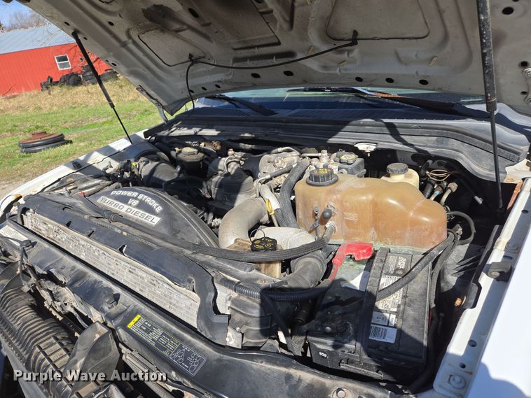 image for item DS5330 2008 Ford F550 Super Duty XL dump truck