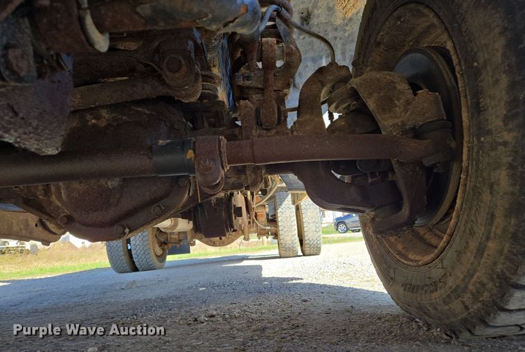 image for item DS5330 2008 Ford F550 Super Duty XL dump truck