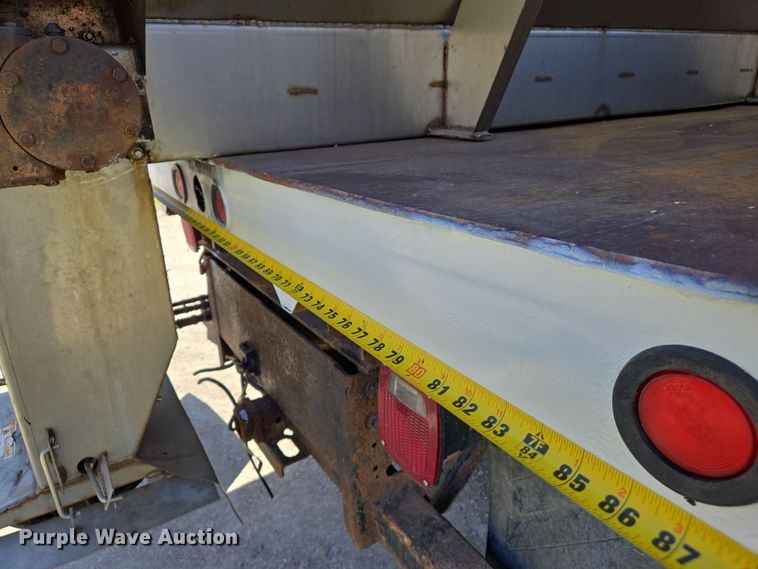 image for item DS5330 2008 Ford F550 Super Duty XL dump truck