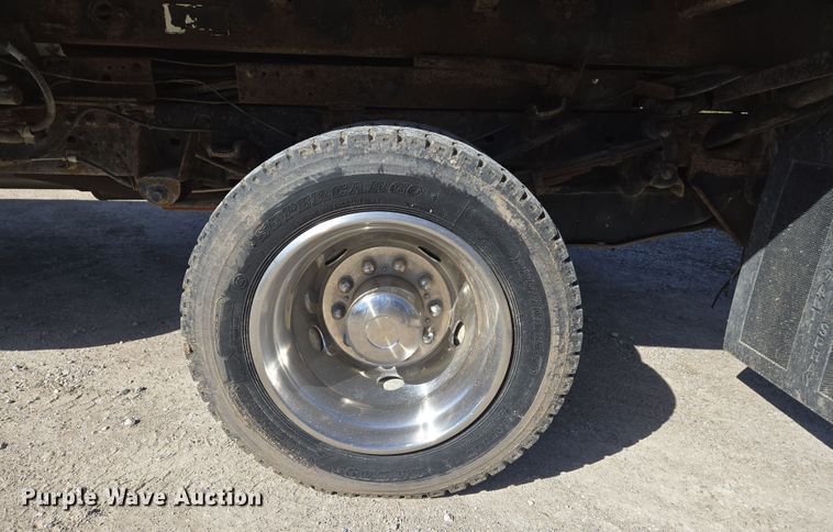 image for item DS5330 2008 Ford F550 Super Duty XL dump truck
