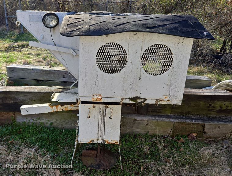 image for item DS5332 Highway Equipment Co. 7P spreader