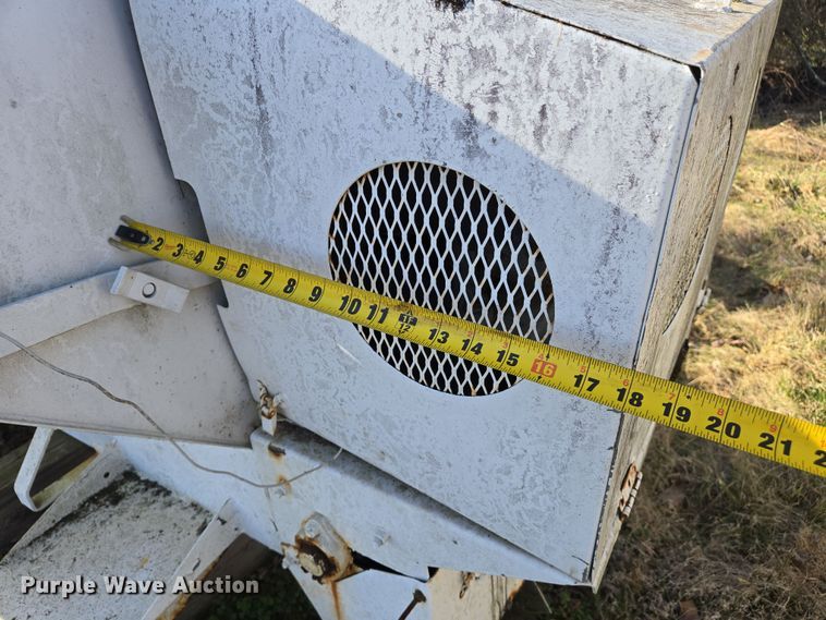 image for item DS5332 Highway Equipment Co. 7P spreader