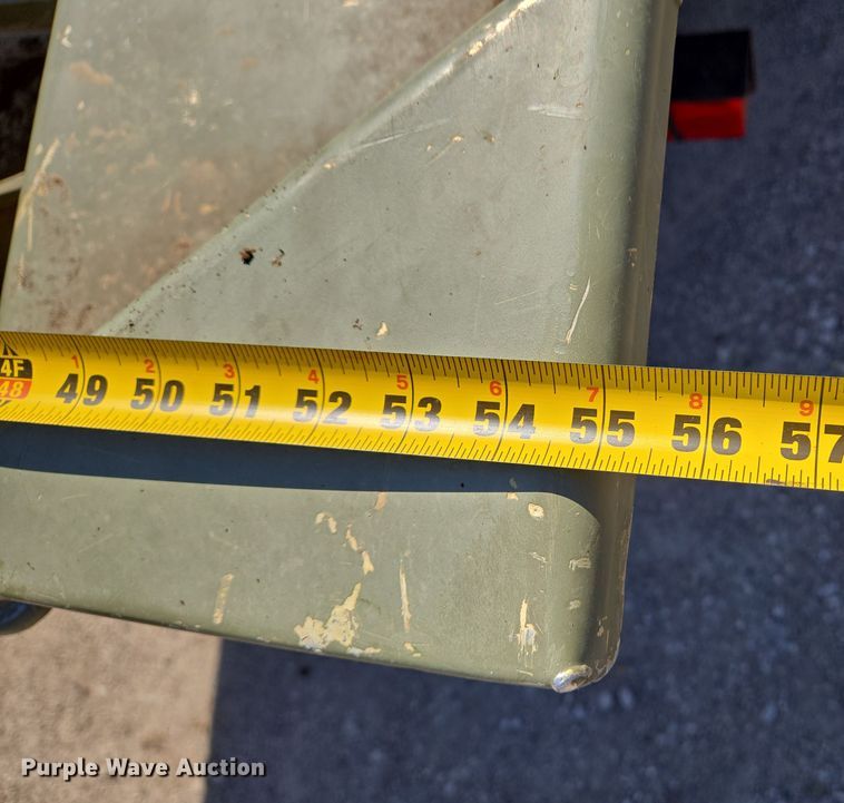 image for item DS5334 2000 Lowe L1436 boat